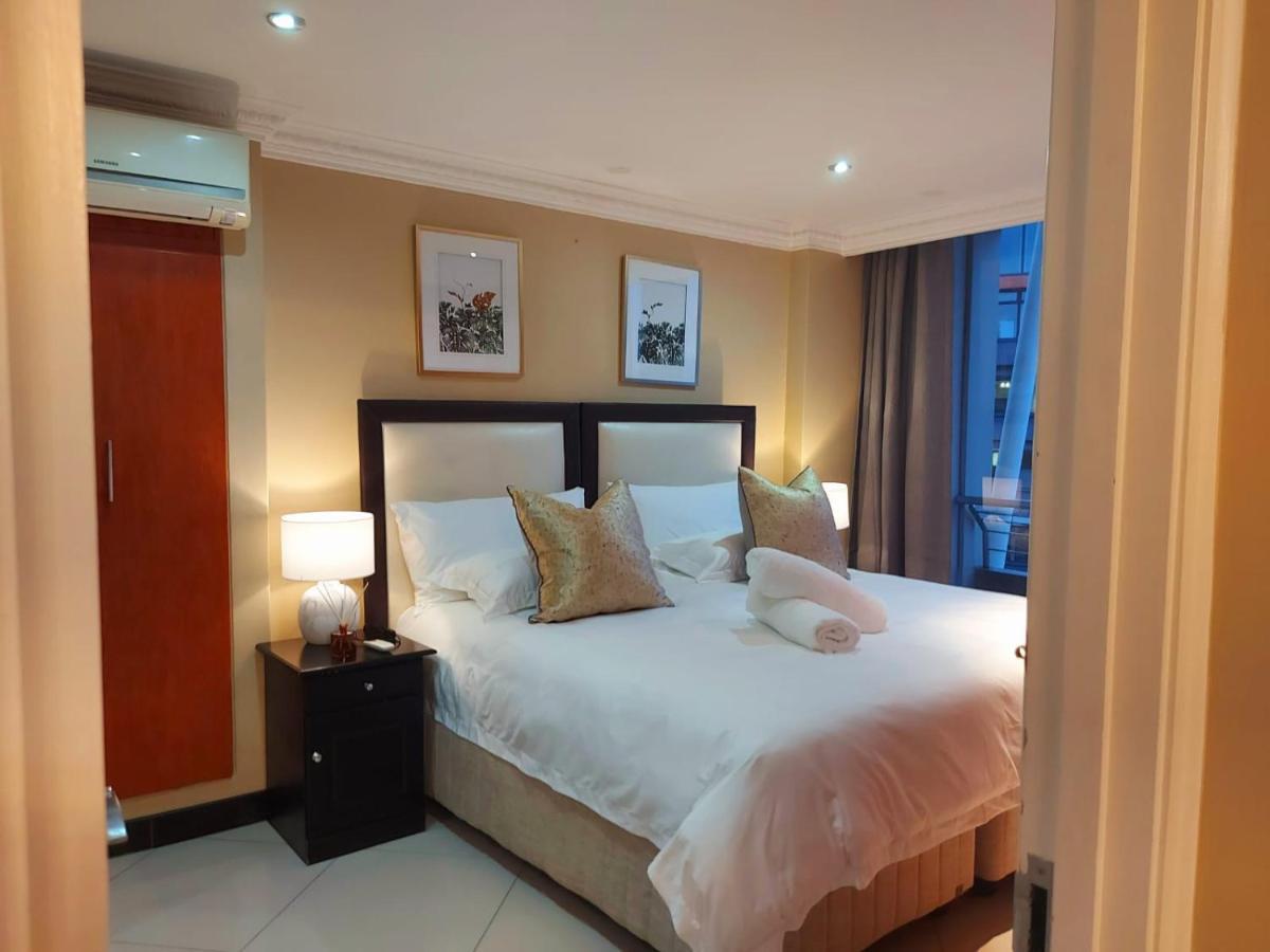 Ocean Sunrise At The Sails - Durban Point Waterfront Apartment Bagian luar foto