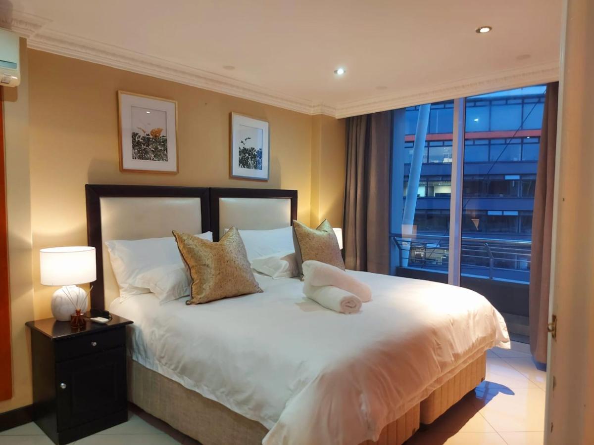 Ocean Sunrise At The Sails - Durban Point Waterfront Apartment Bagian luar foto