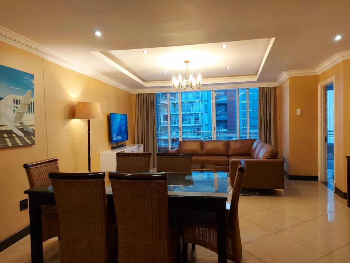 Ocean Sunrise At The Sails - Durban Point Waterfront Apartment Bagian luar foto