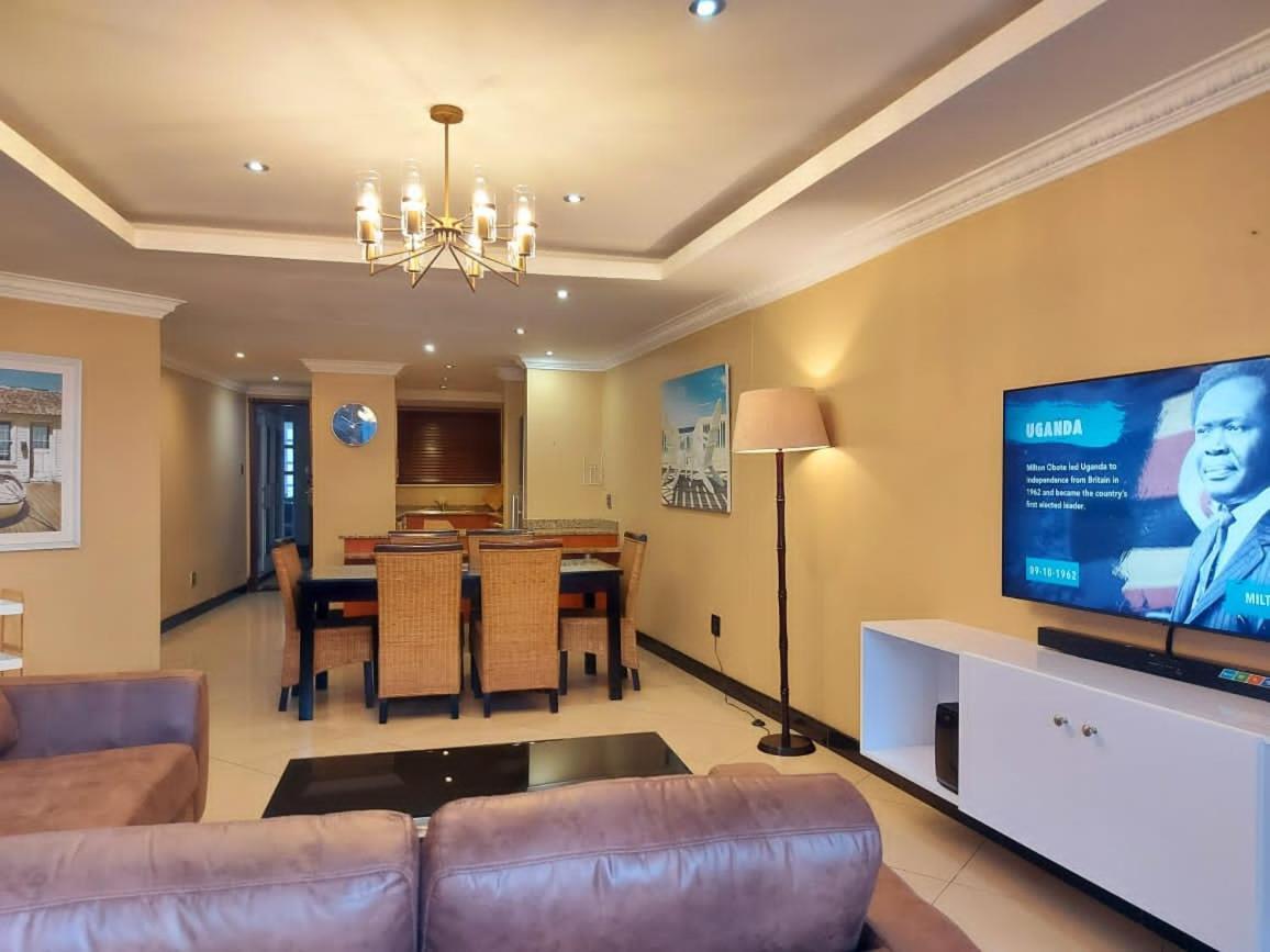 Ocean Sunrise At The Sails - Durban Point Waterfront Apartment Bagian luar foto