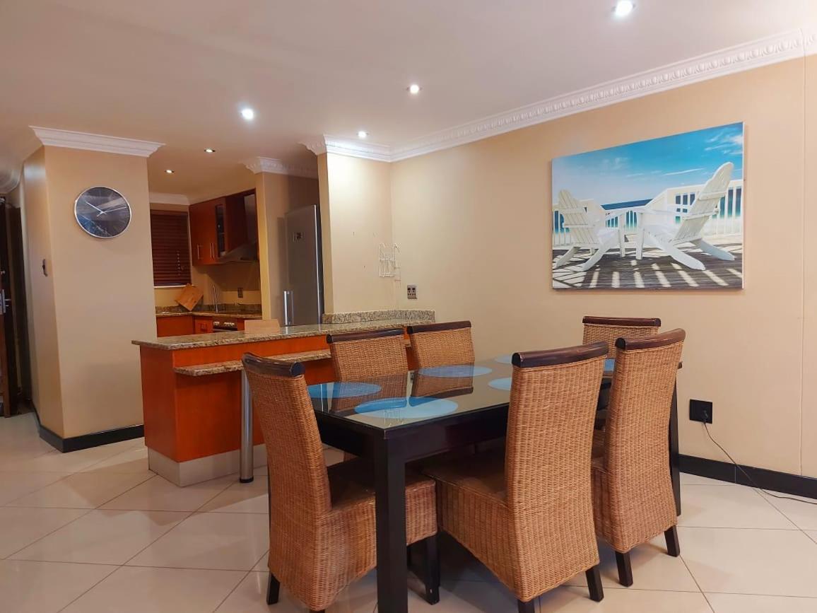 Ocean Sunrise At The Sails - Durban Point Waterfront Apartment Bagian luar foto